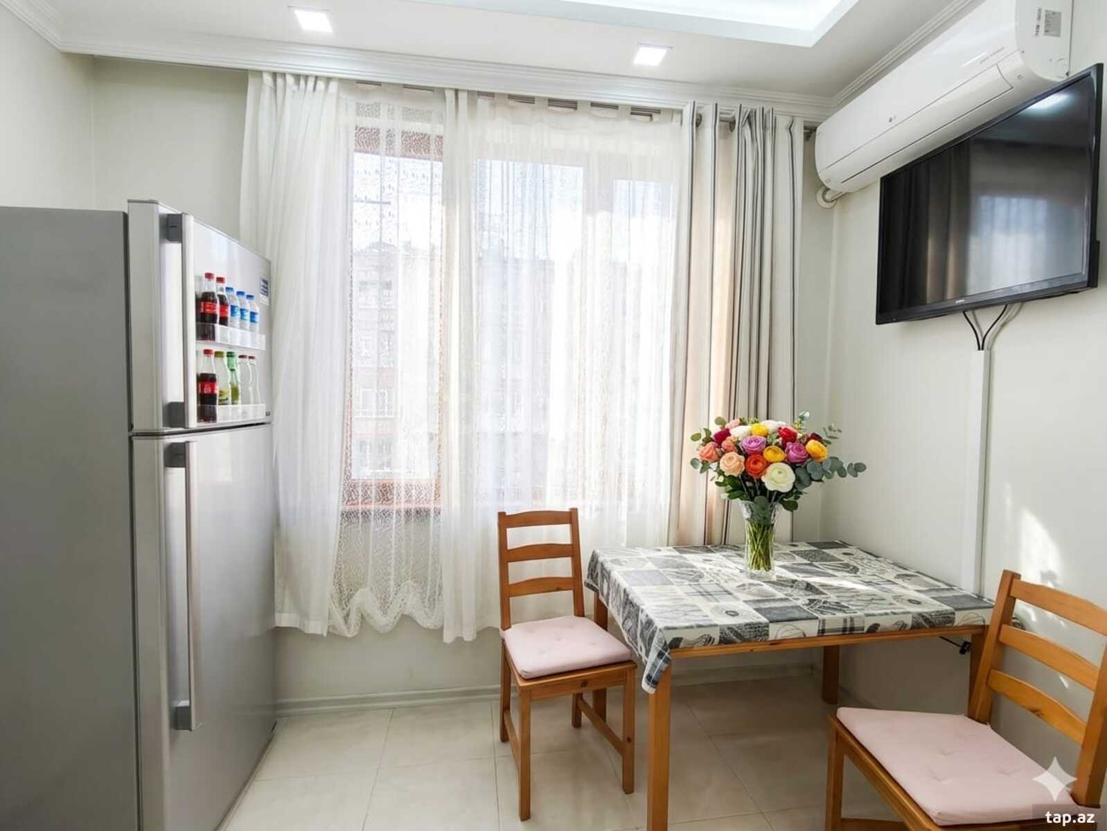 2-otaqlı mənzil kirayə verilir, Nəsimi r., 85 m² (17)