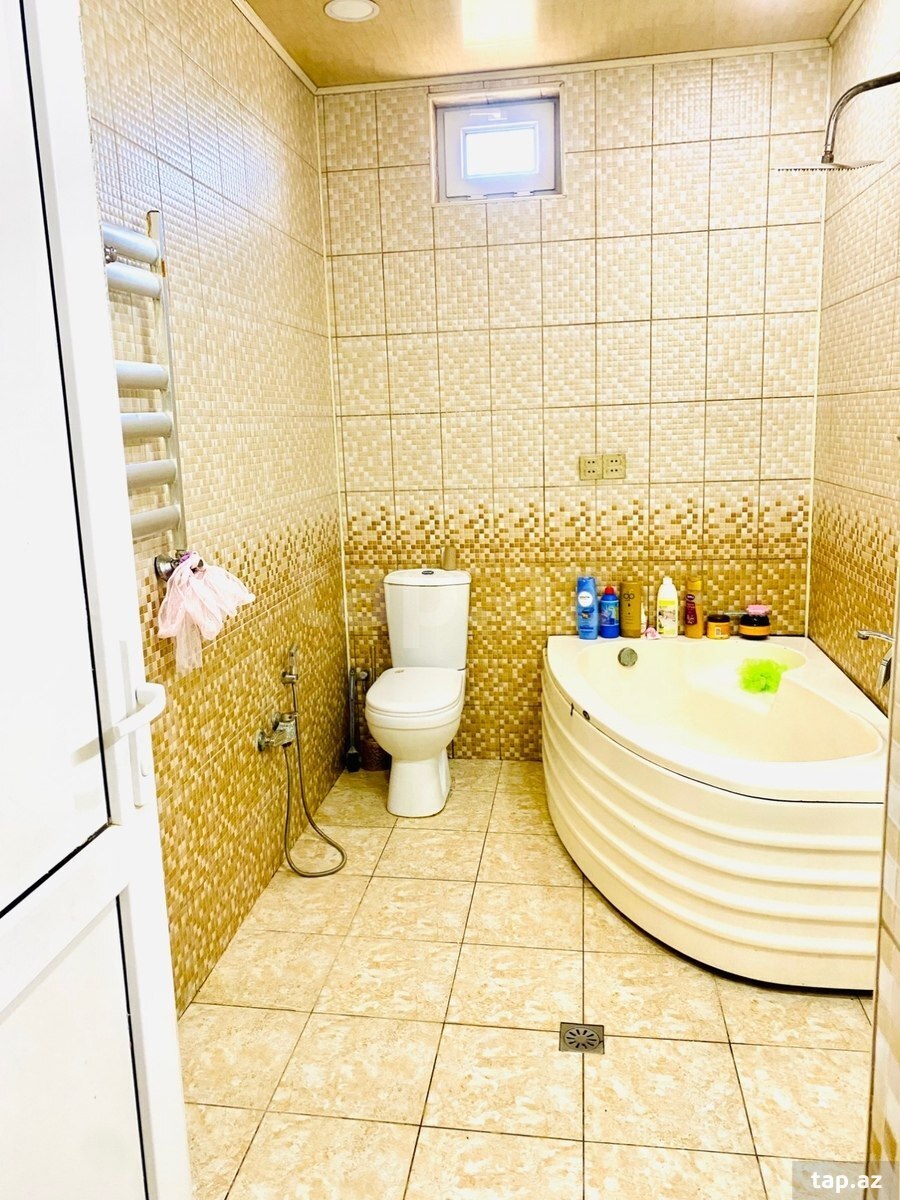 Həyət evi, Biləcəri qəs. (27)