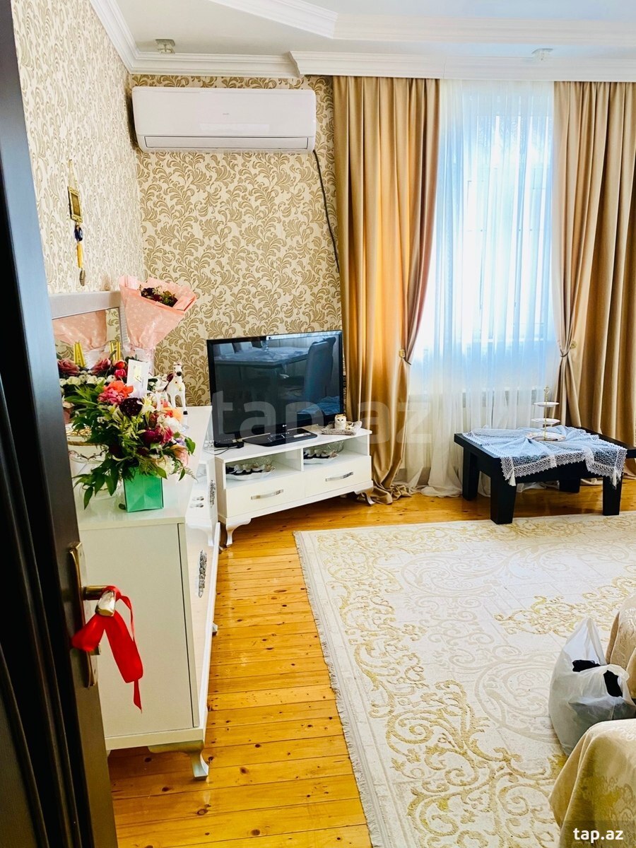 Həyət evi, Biləcəri qəs. (18)