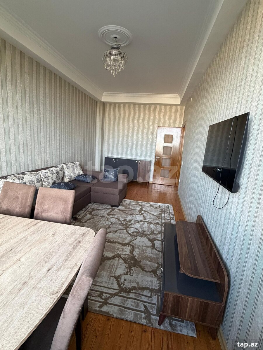 3-otaqlı yeni tikili kirayə verilir, 7-ci mkr., 100 m² (2)