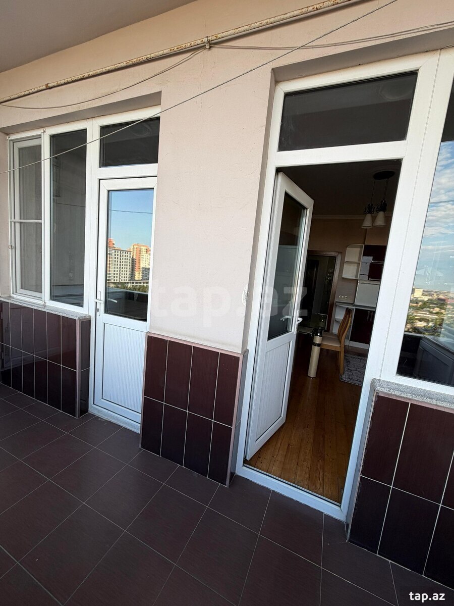 3-otaqlı yeni tikili kirayə verilir, 7-ci mkr., 100 m² (10)