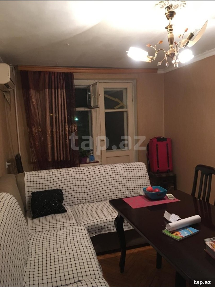 2-otaqlı mənzil kirayə verilir, Ayna Sultanova küç., 50 m²