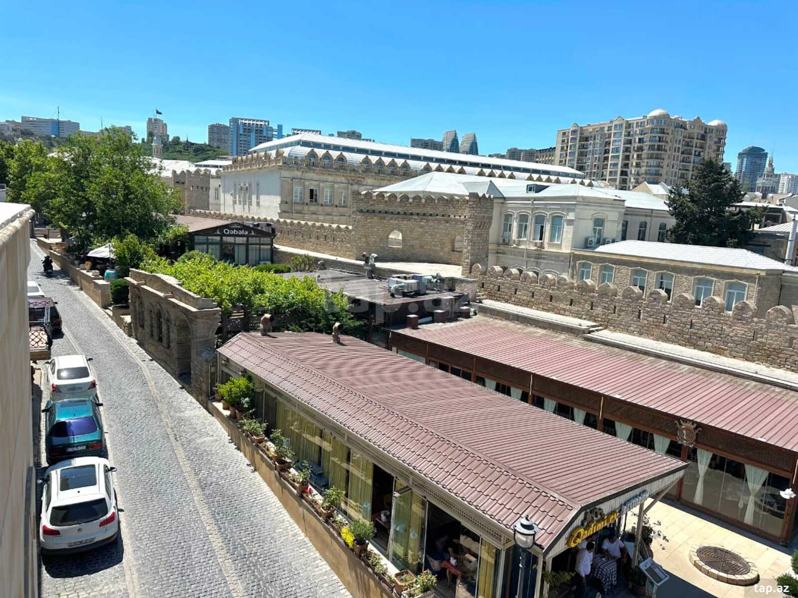 3-otaqlı mənzil kirayə verilir, Kiçik Qala küç., 150 m² (3)