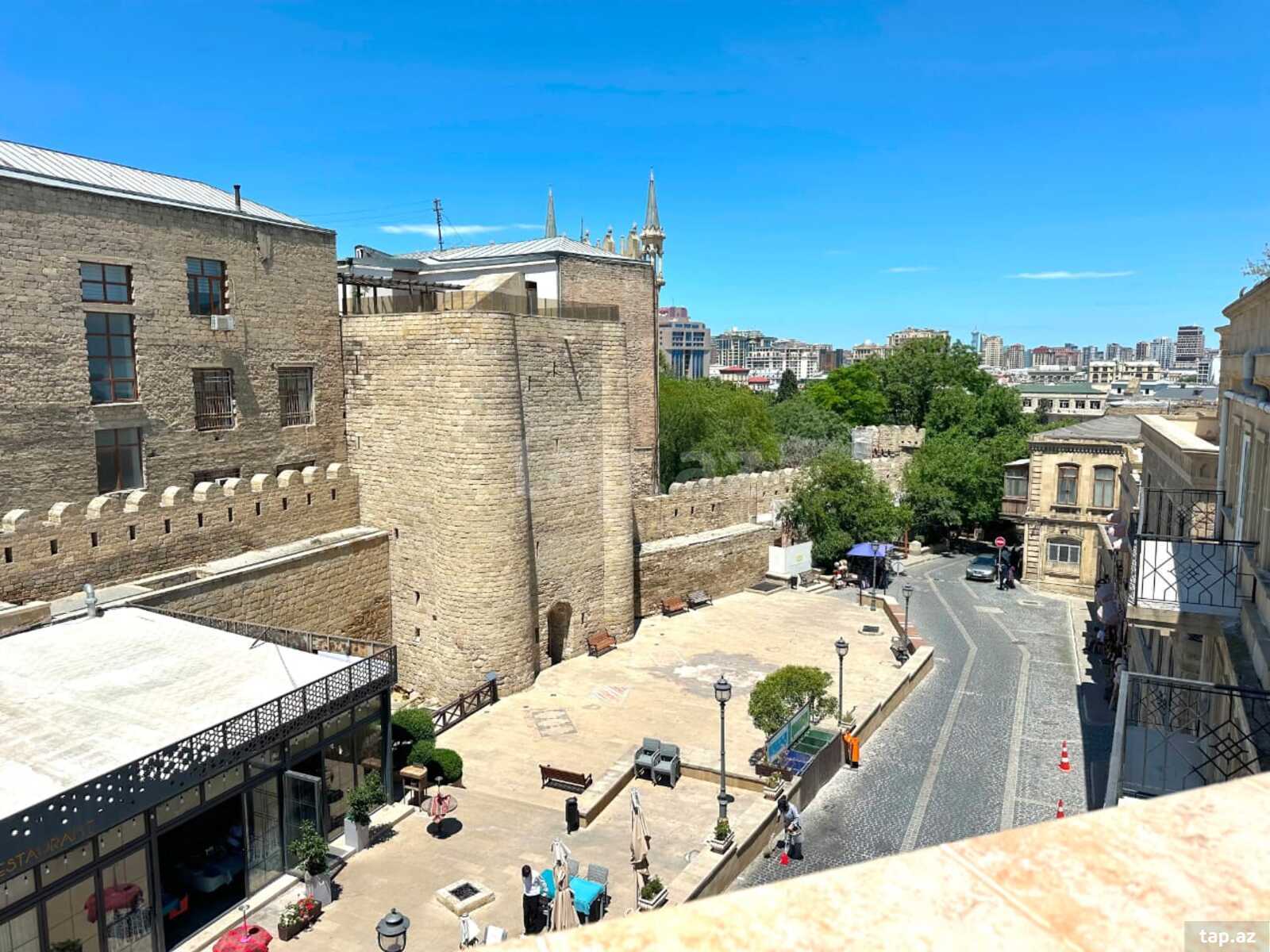3-otaqlı mənzil kirayə verilir, Kiçik Qala küç., 150 m² (2)