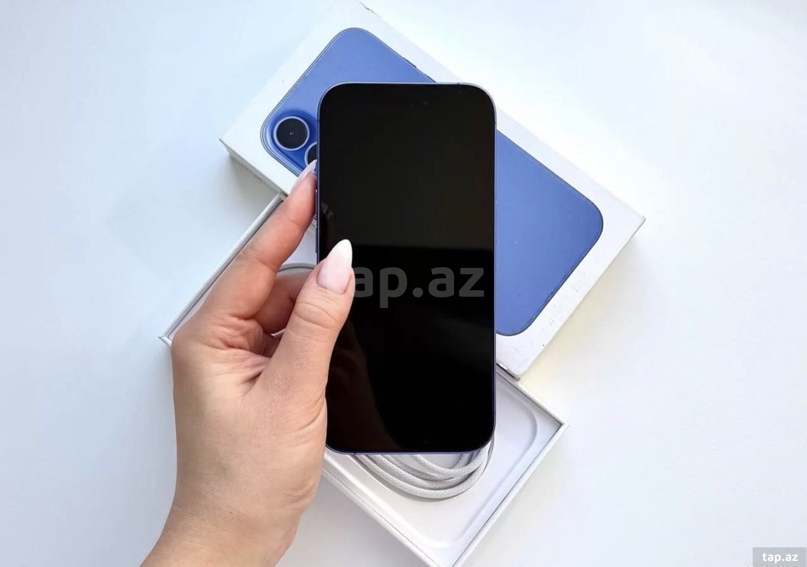 Apple iPhone 16 Ultramarine 128GB/8GB (2)