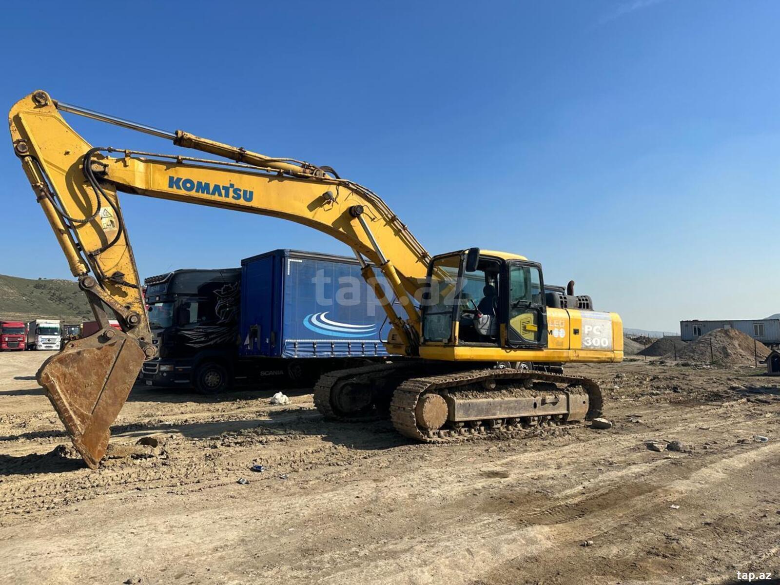 Ekskavator Komatsu, 2008 il (3)