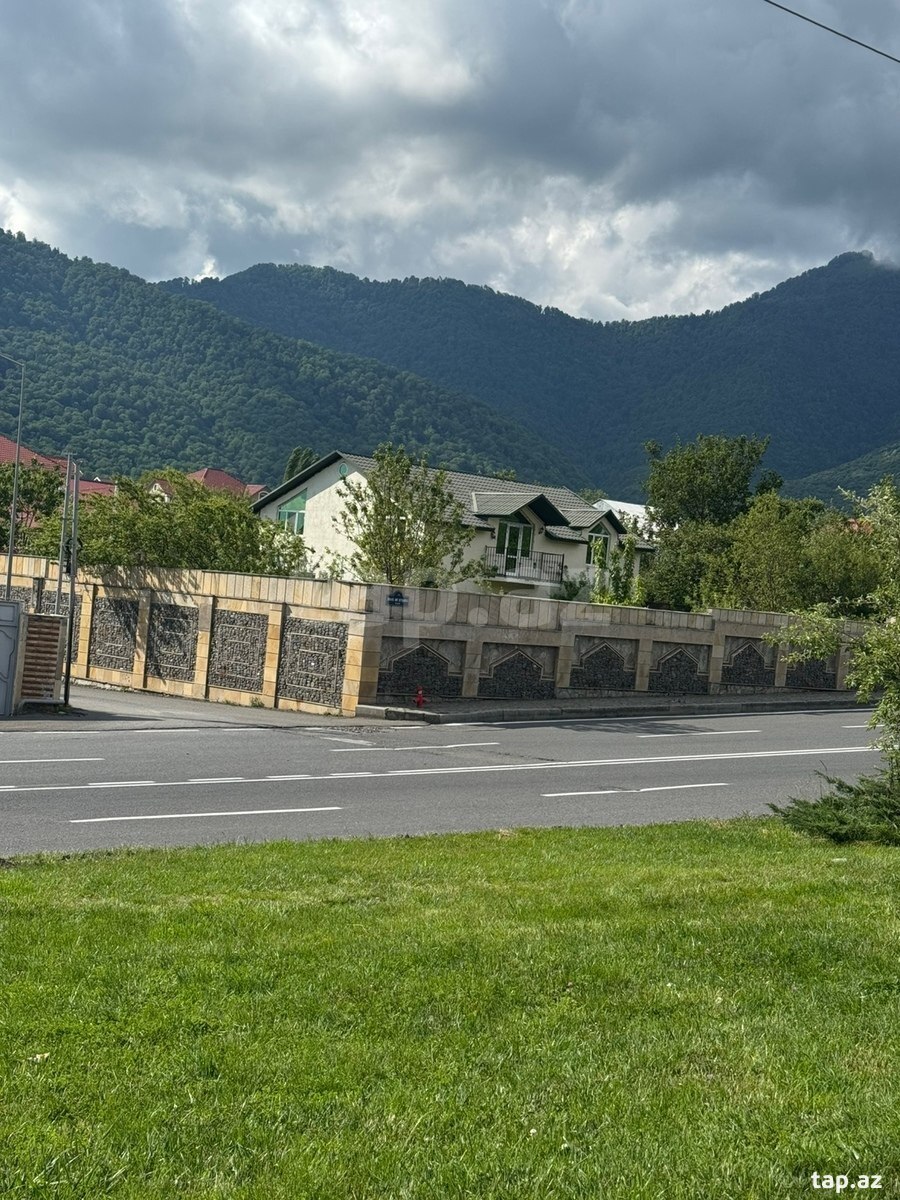 Bağ evi kirayə verilir, Qəbələ r.