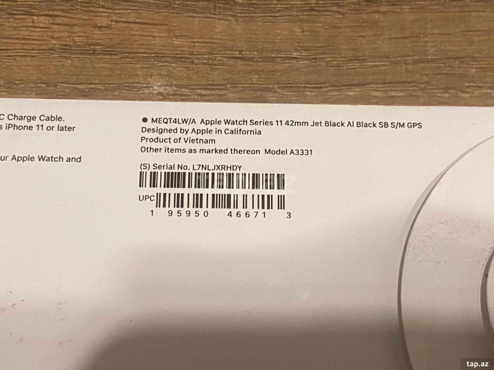 Apple Watch Series 11 Aluminum Jet Black 42mm (2)