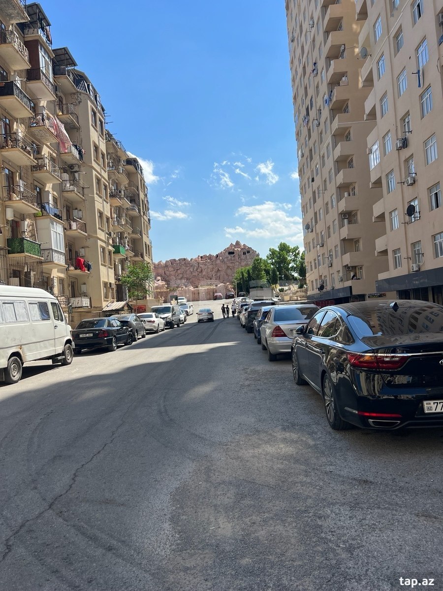 6 sot torpaq sahəsi, Xırdalan ş. (5)