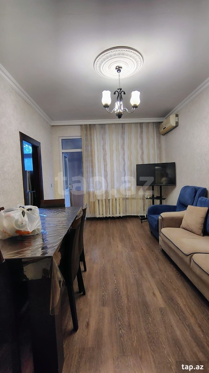 2-otaqlı mənzil kirayə verilir, Memar Əcəmi m., 45 m²