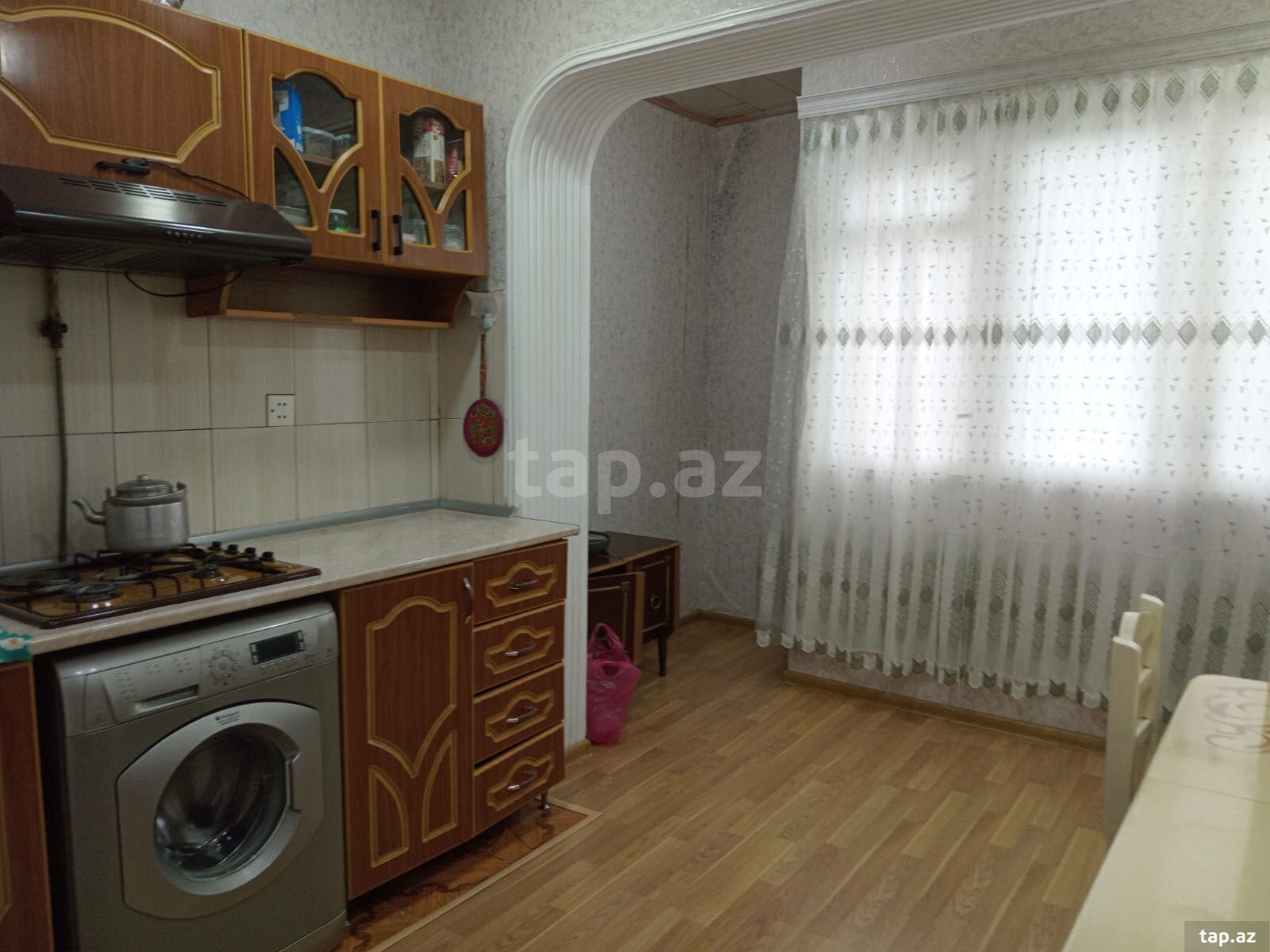 3-otaqlı mənzil kirayə verilir, Xalqlar Dostluğu m., 60 m²