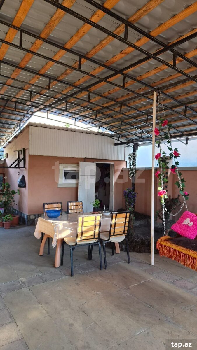Həyət evi, Qusar ş. (8)