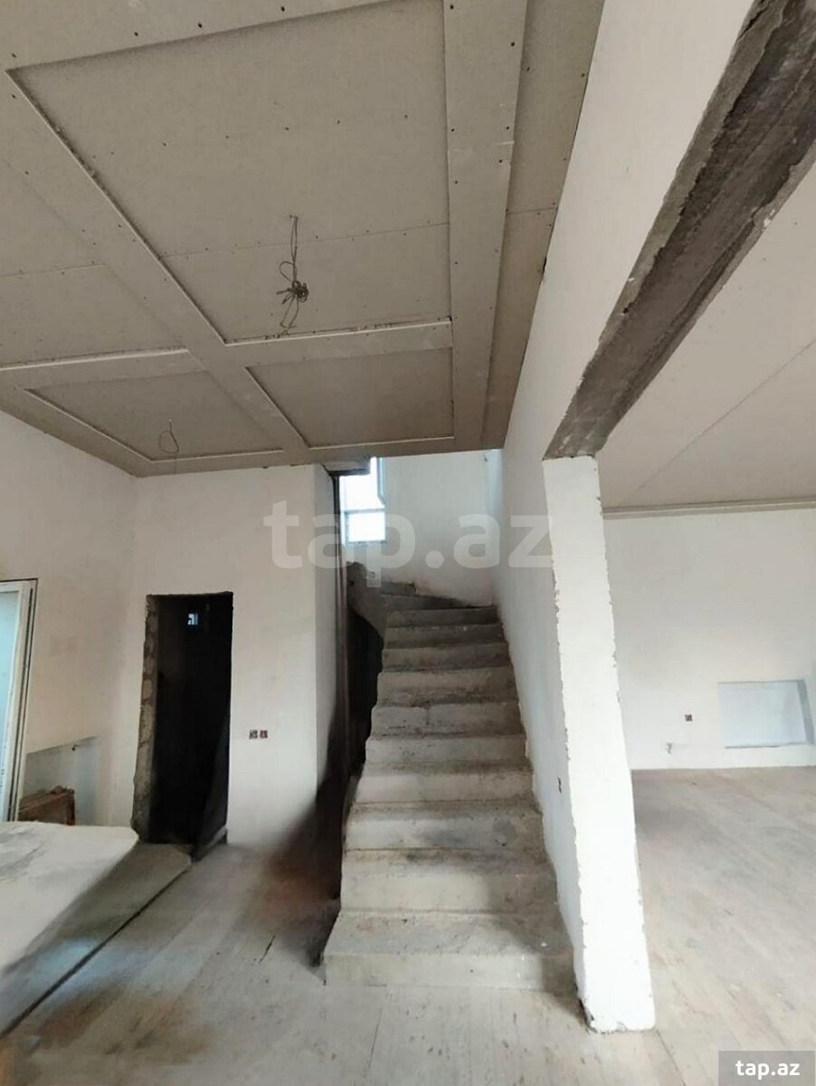 Villa, Qala qəs. (21)