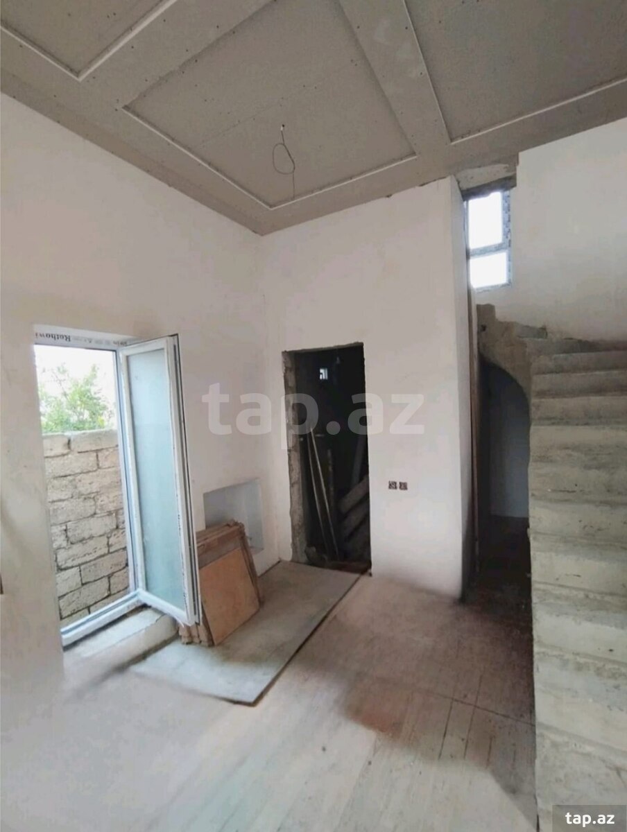 Villa, Qala qəs. (24)