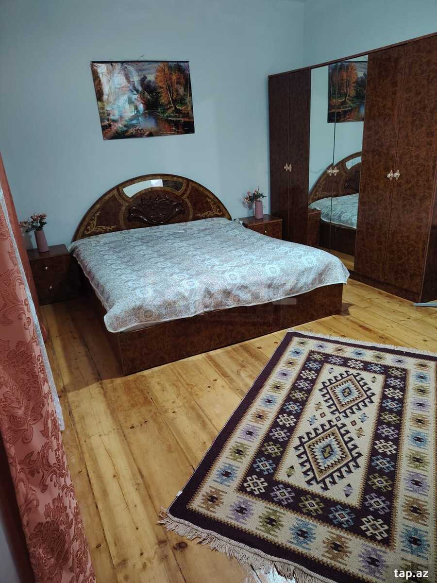 Həyət evi kirayə verilir, Şəki r. (3)