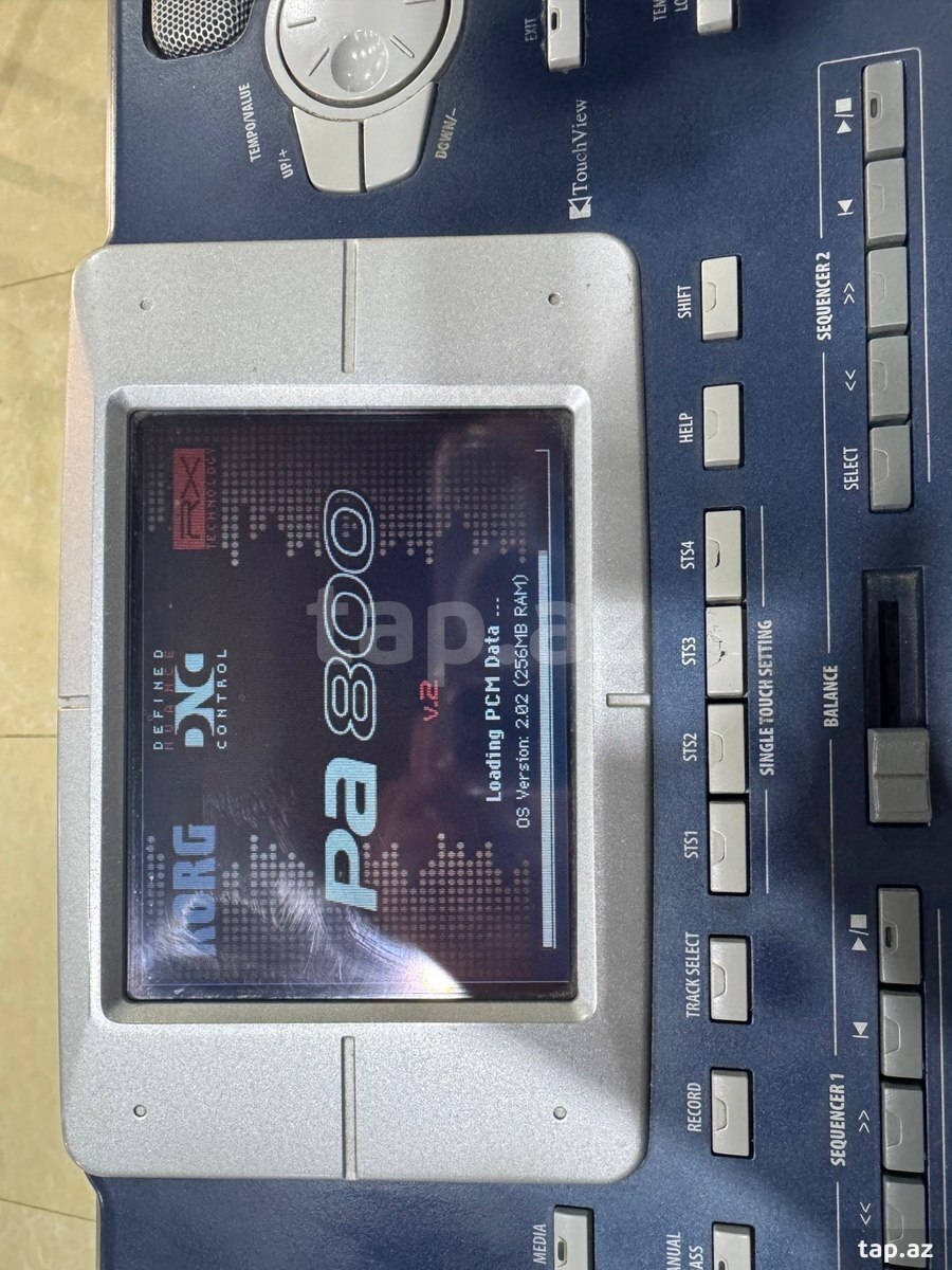 Sintezator Korg PA 800 (3)