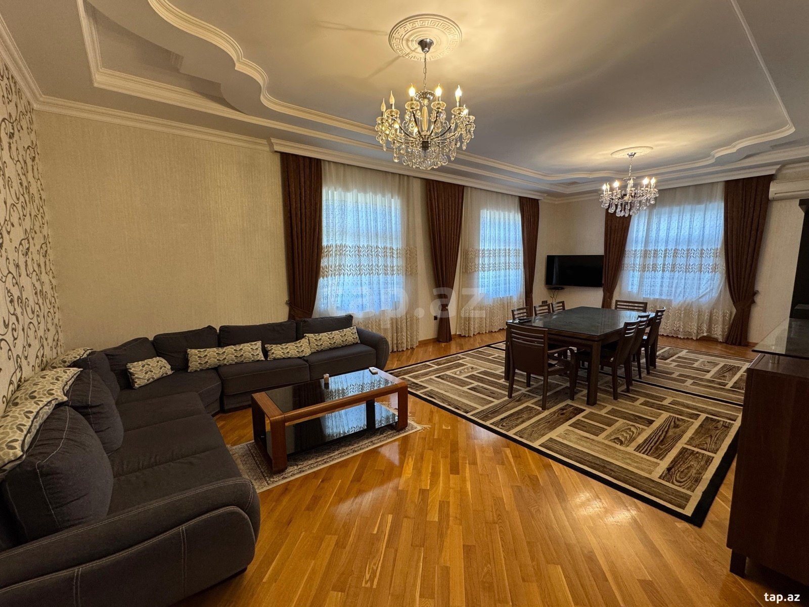 Bağ evi, Novxanı qəs.
