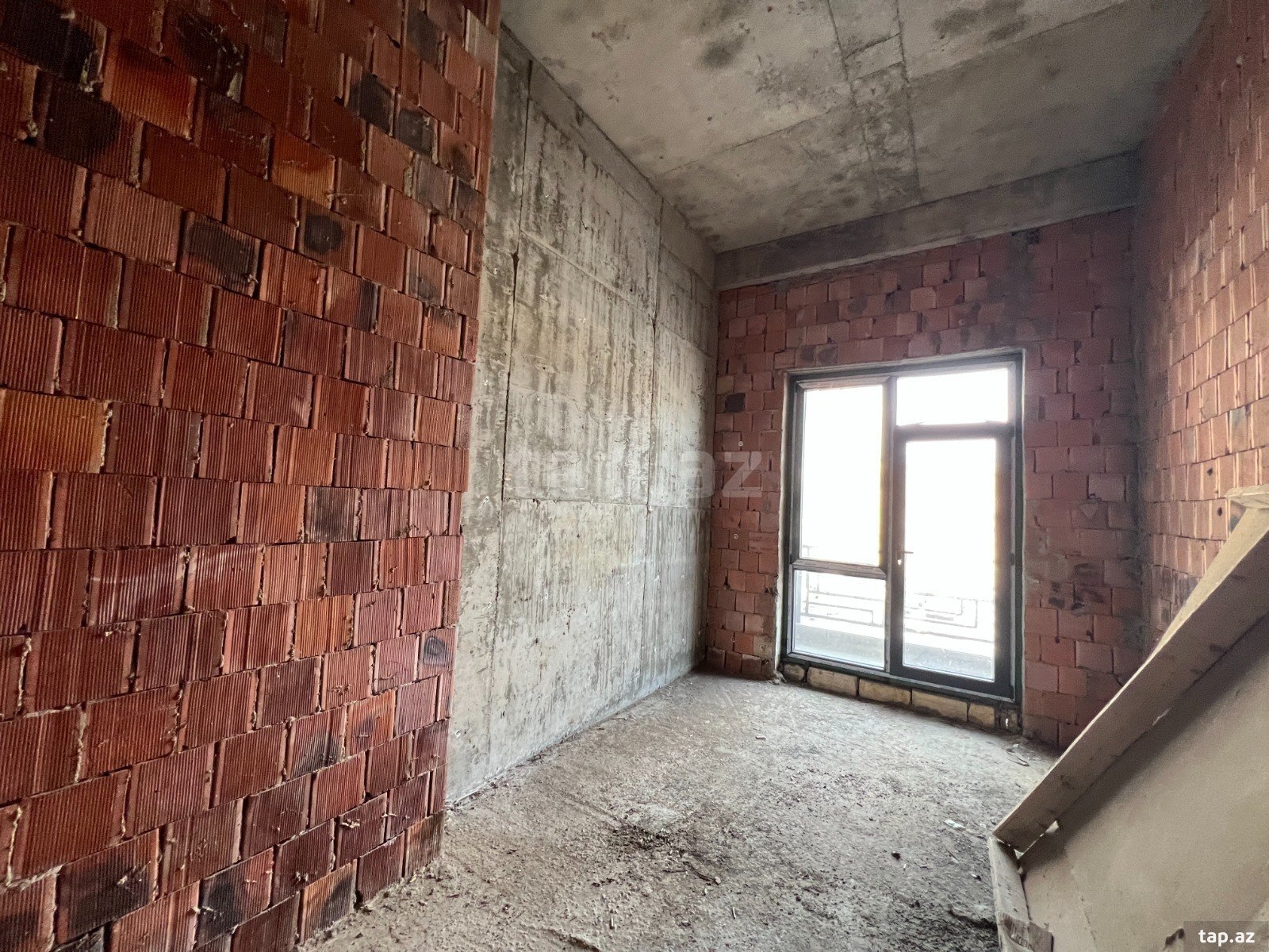2-otaqlı yeni tikili, 28 May m., 82 m²