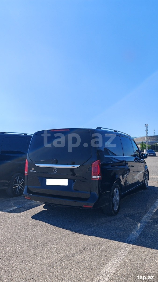 Xarici Qonaqlar Üçün Premium Transfer Mercedes V-Class (4)