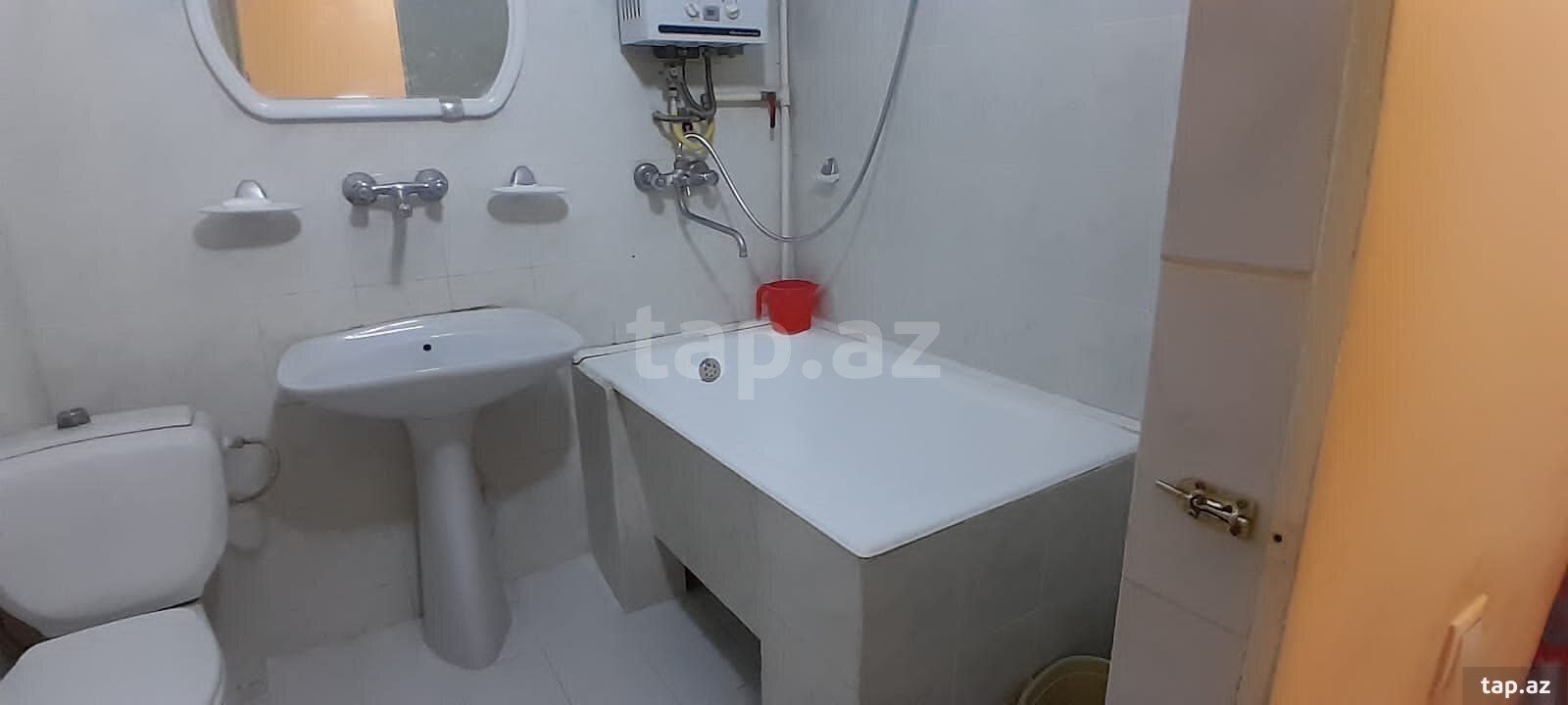 2-otaqlı mənzil kirayə verilir, E.Akademiyası m., 45 m² (9)