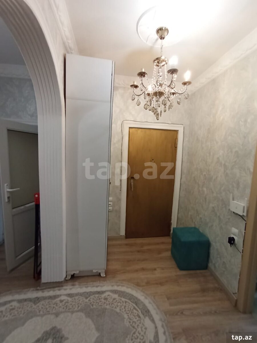 4-otaqlı mənzil, Gəncə ş., 70 m²
