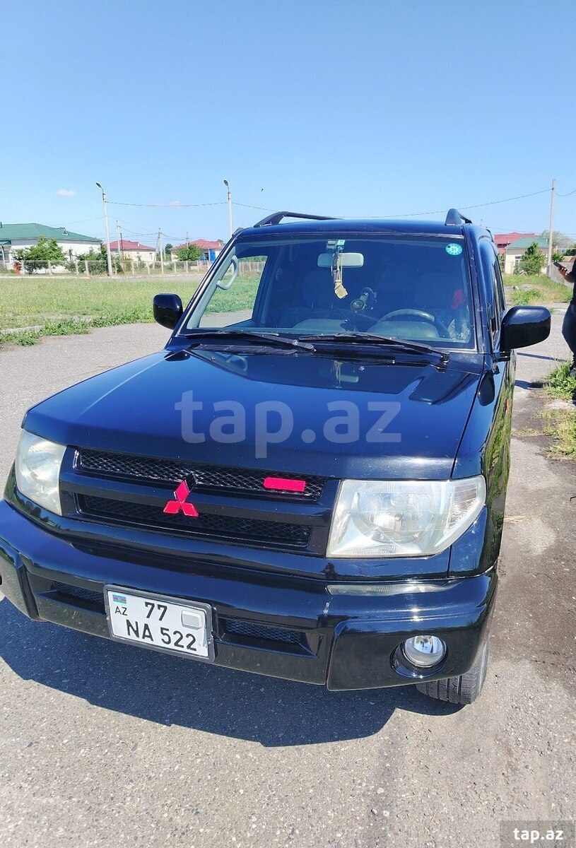 Mitsubishi Pajero io, 1999 il