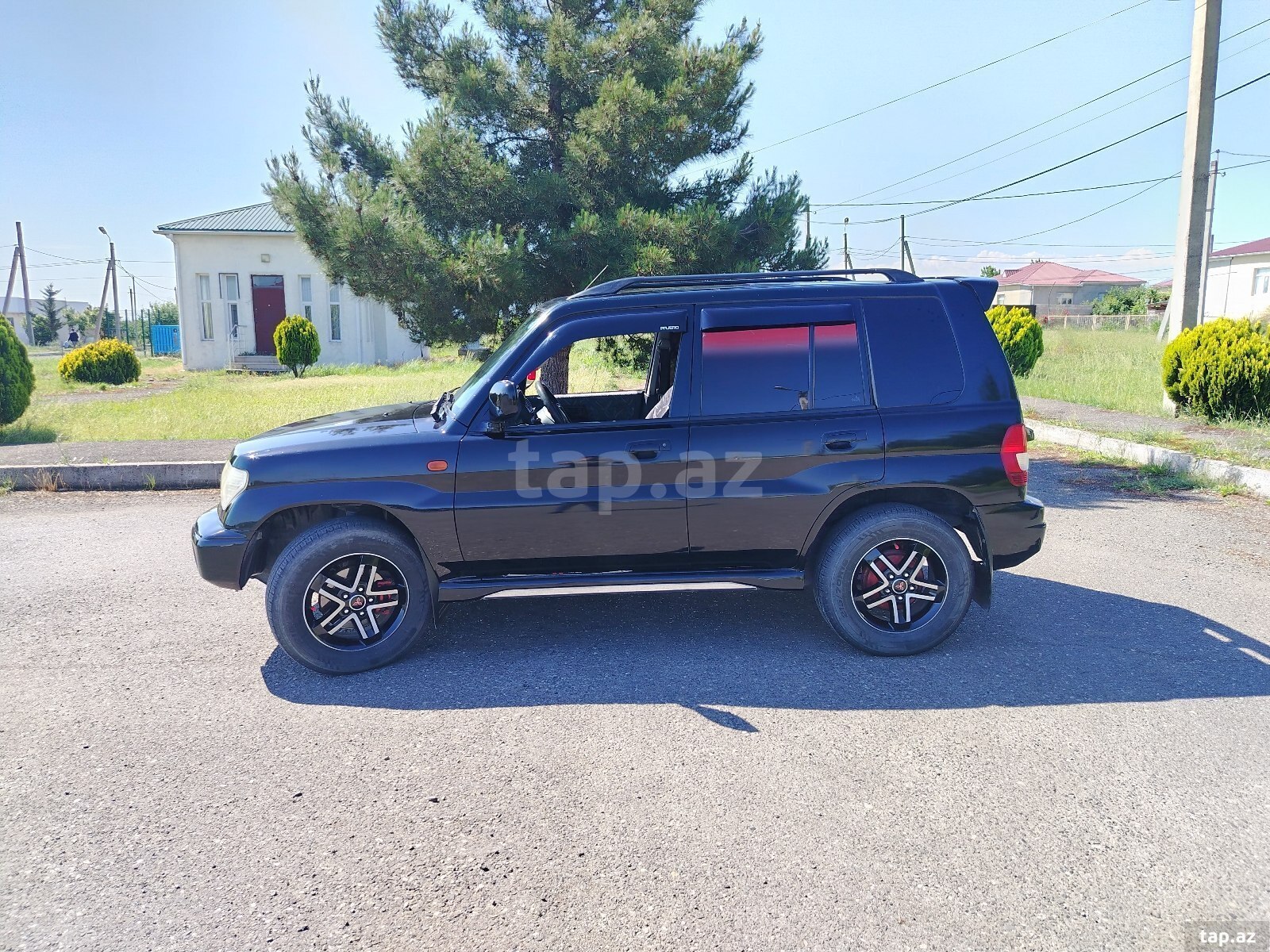 Mitsubishi Pajero io, 1999 il (4)