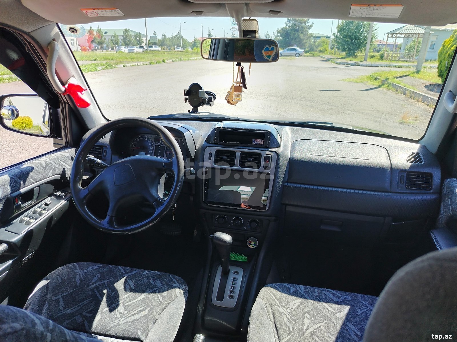 Mitsubishi Pajero io, 1999 il (11)
