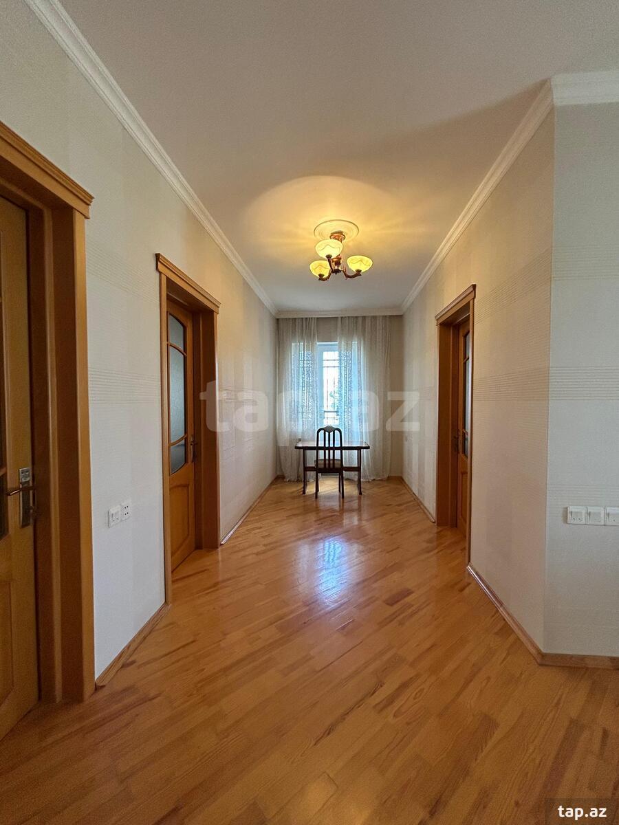 Bağ evi, Rəşid Behbudov küç.