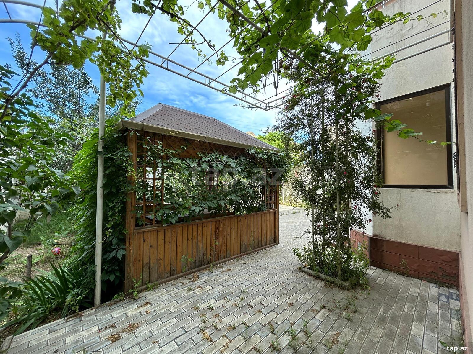 Bağ evi, Rəşid Behbudov küç.