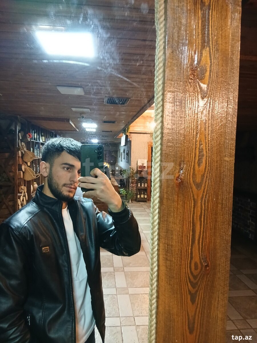 Administrator işi axtarıram