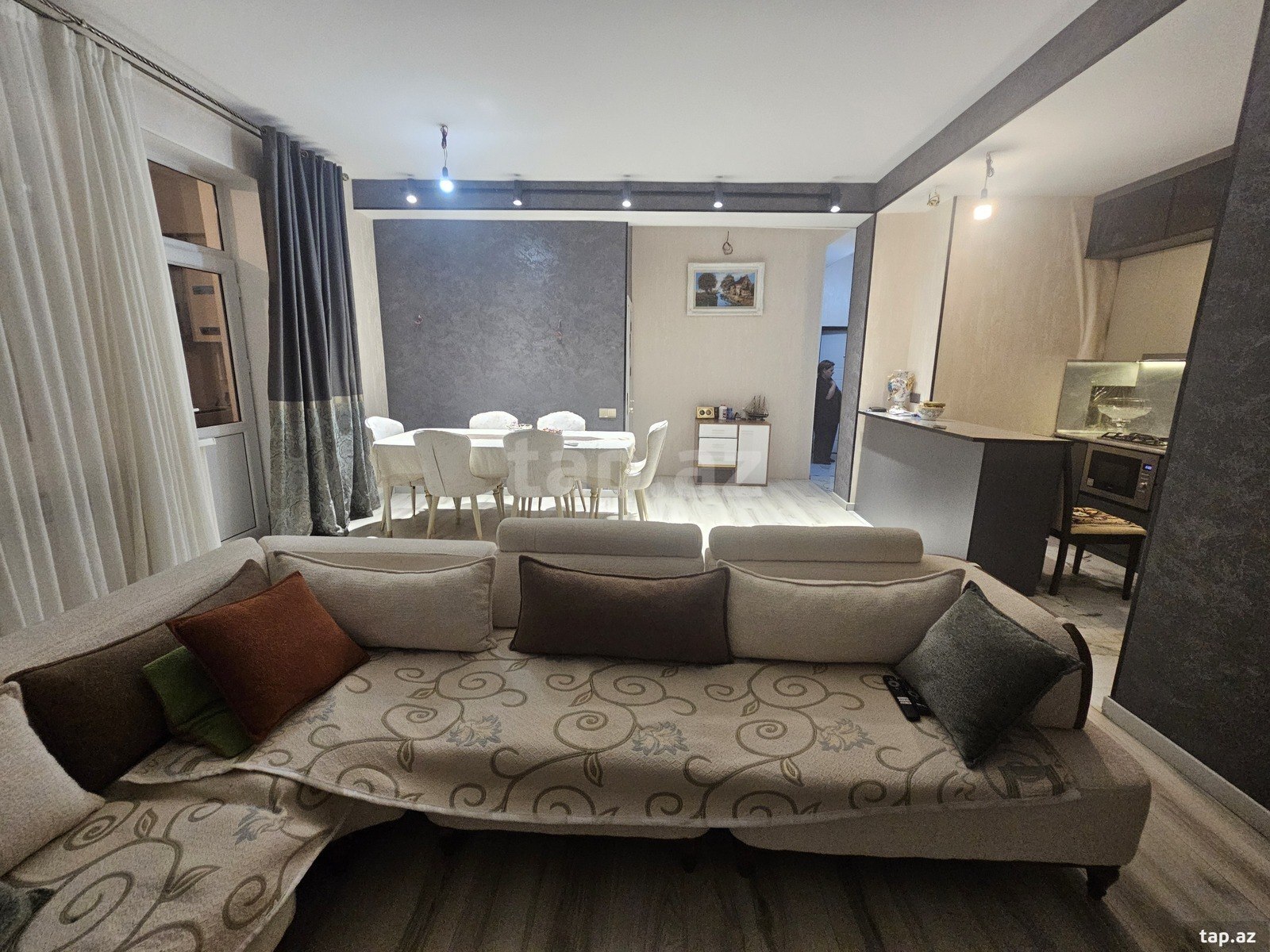 3-otaqlı yeni tikili, Azadlıq m., 90 m²