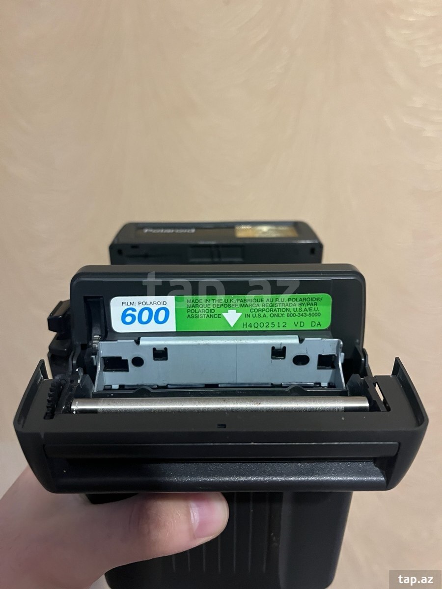 Polaroid 636 (2)