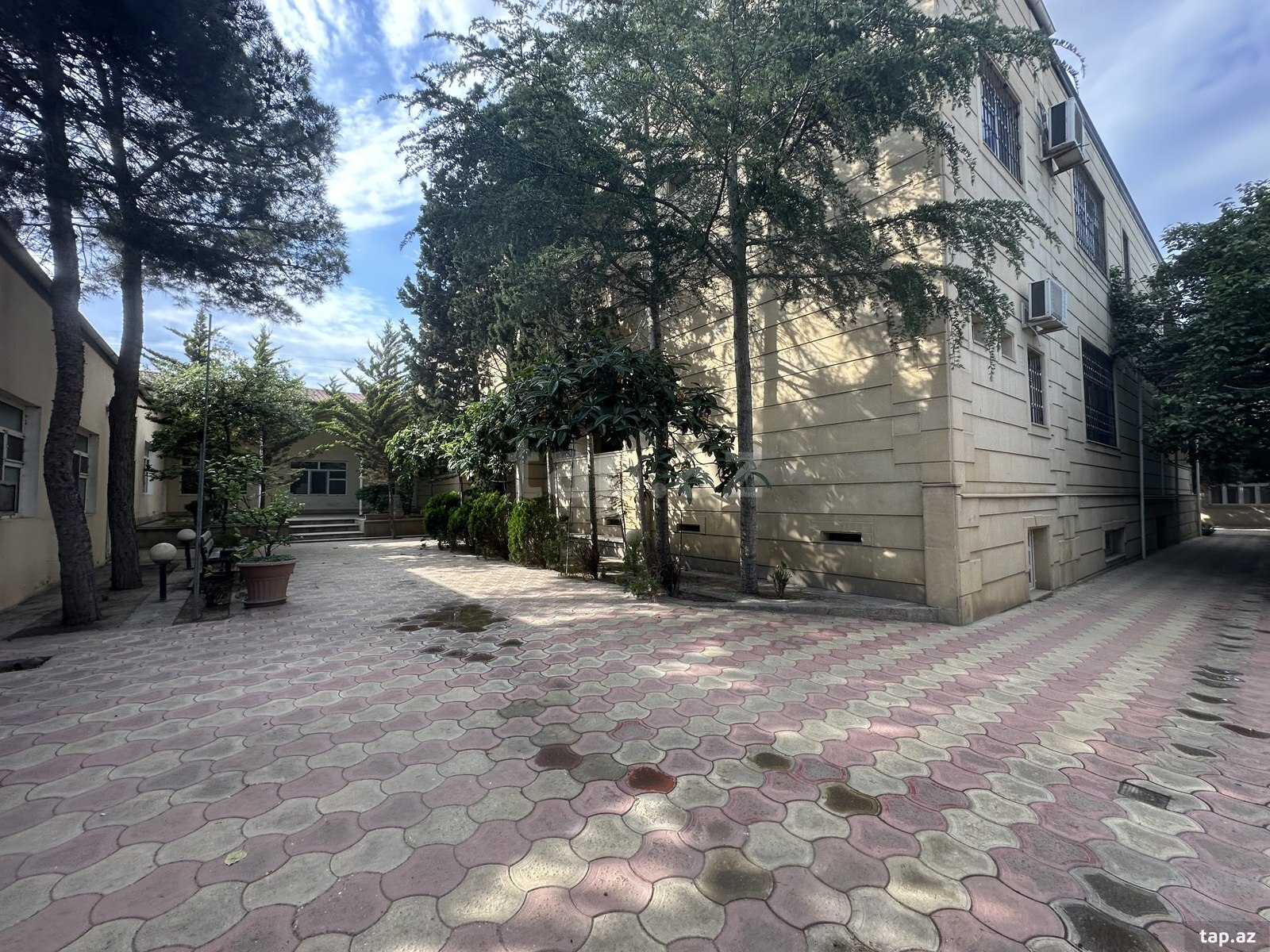 Villa, Binəqədi r.