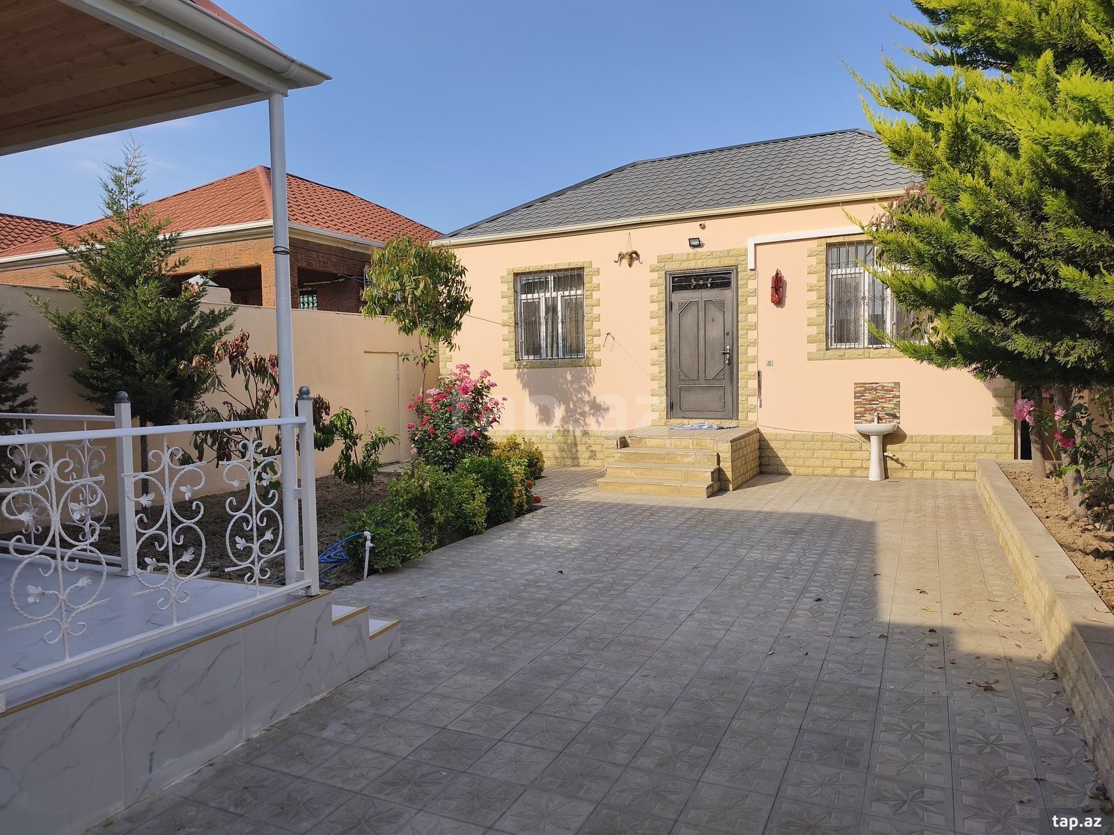 Həyət evi kirayə verilir, Pirşağı qəs.