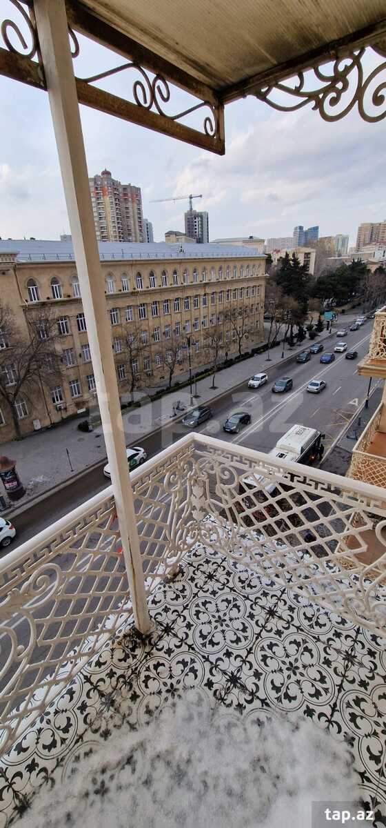 2-otaqlı mənzil kirayə verilir, İnşaatçılar pr., 80 m² (21)