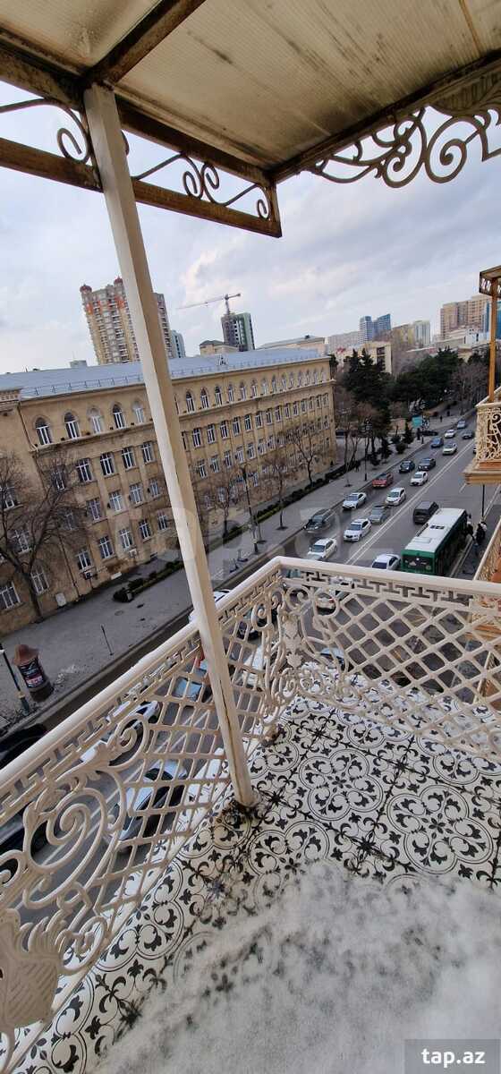 2-otaqlı mənzil kirayə verilir, İnşaatçılar pr., 80 m² (22)