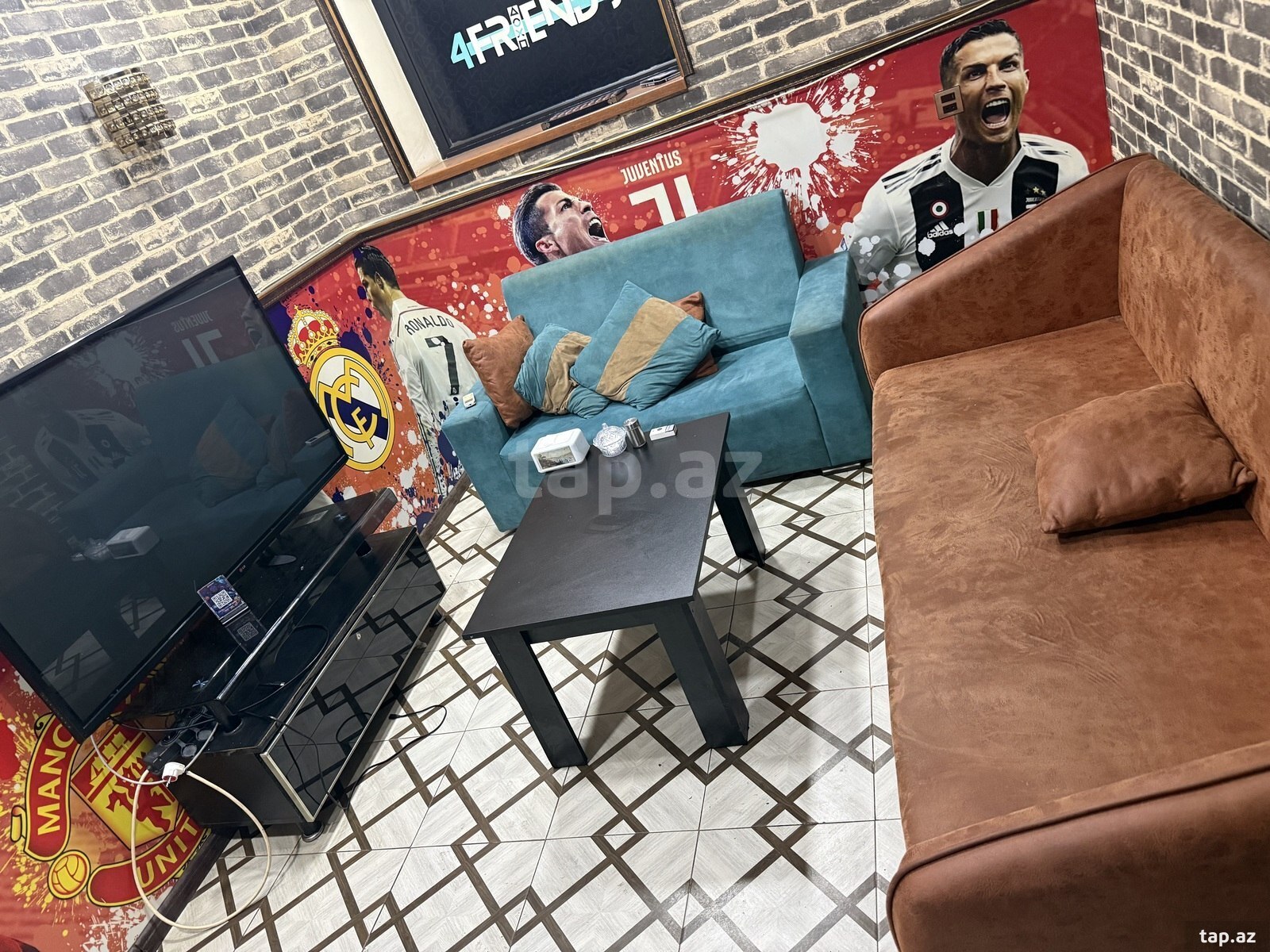 Playstation klub avadanlıqları