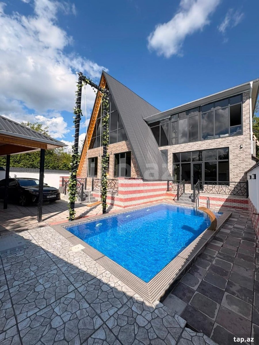 Villa, Qəbələ r.