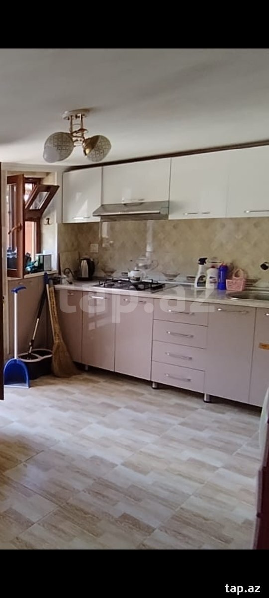 Həyət evi, Şəki ş. (4)
