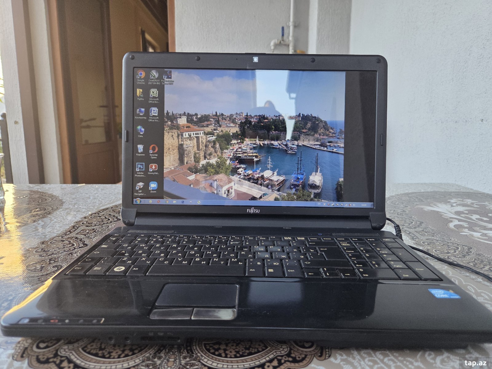 Noutbuk Fujitsu-Siemens  Ah530