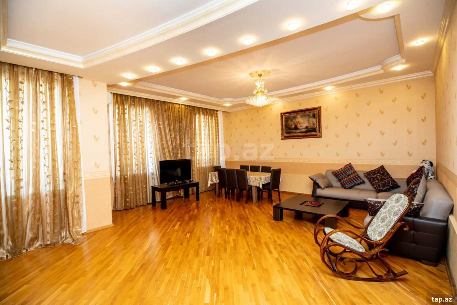 Villa, Badamdar qəs. (24)