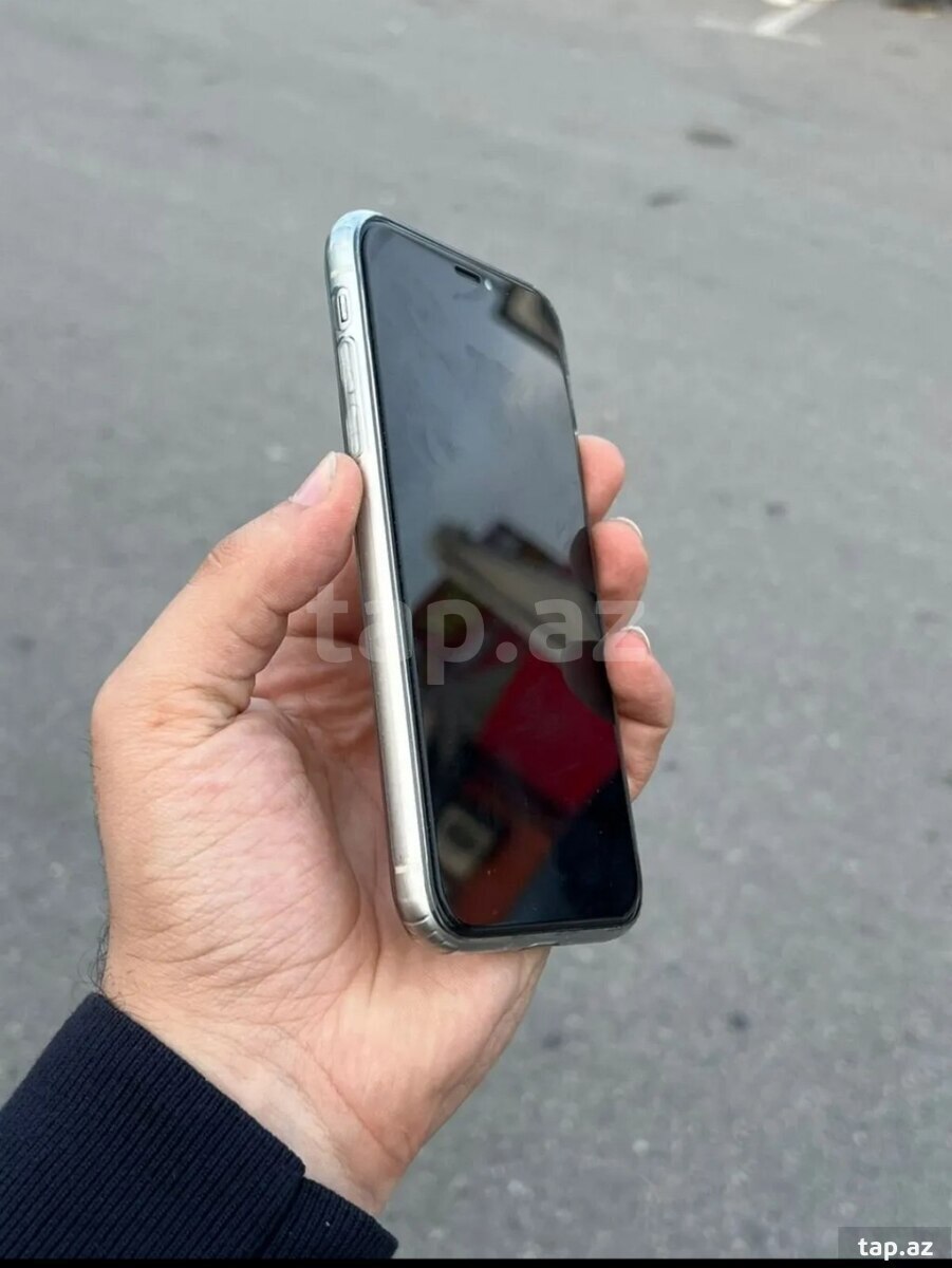Apple iPhone 11 White 128GB/4GB (2)