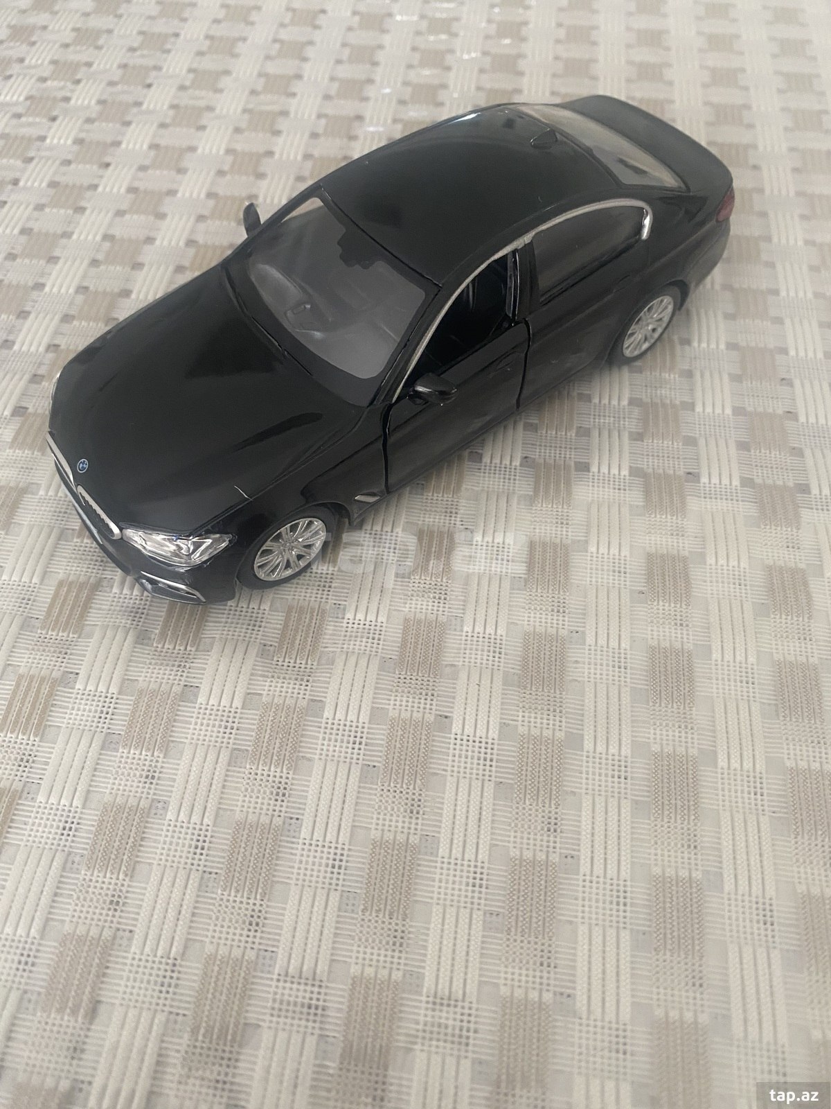 Oyuncaq maşınlar (6)
