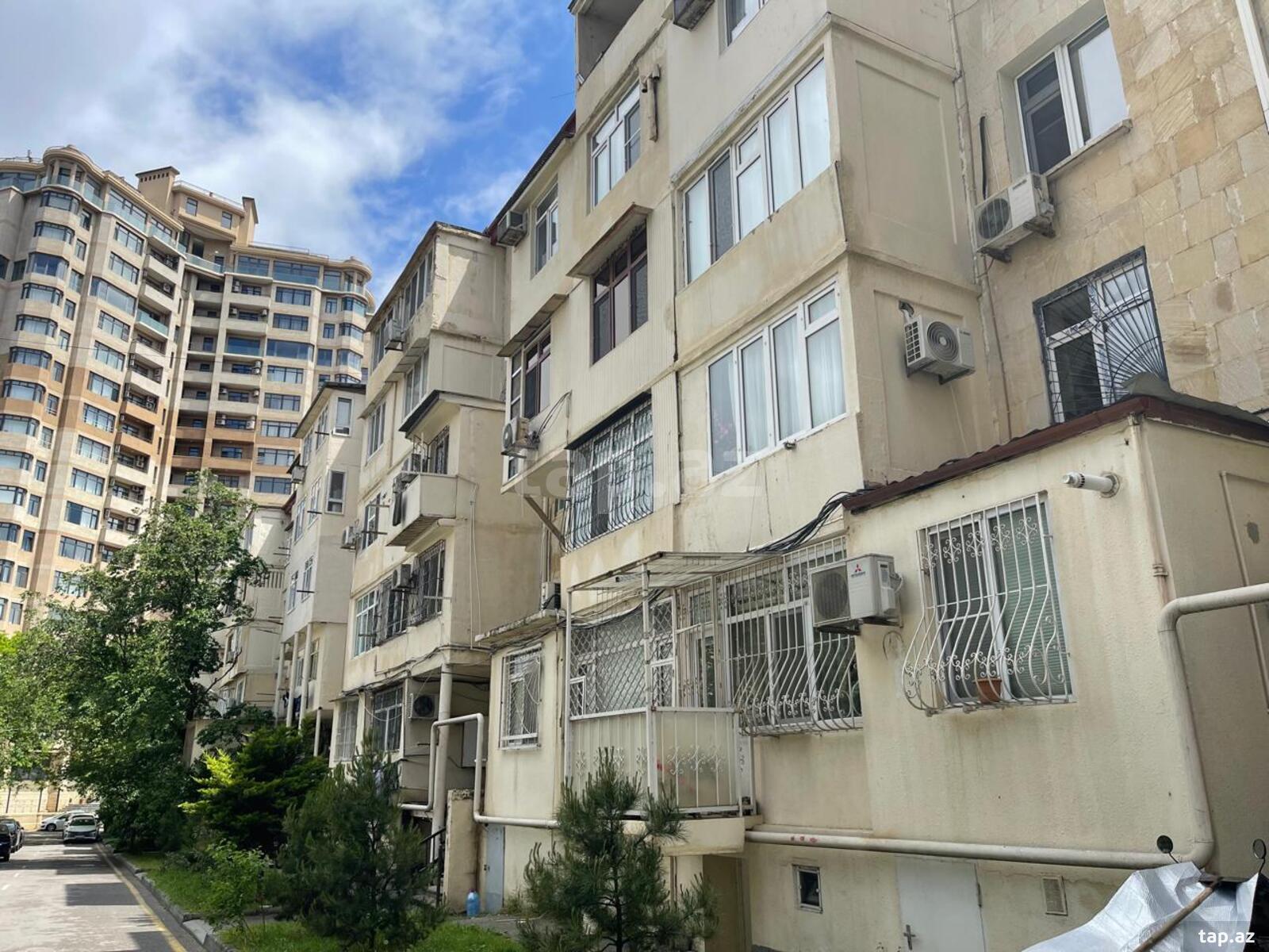 2-otaqlı mənzil kirayə verilir, E.Akademiyası m., 50 m² (2)
