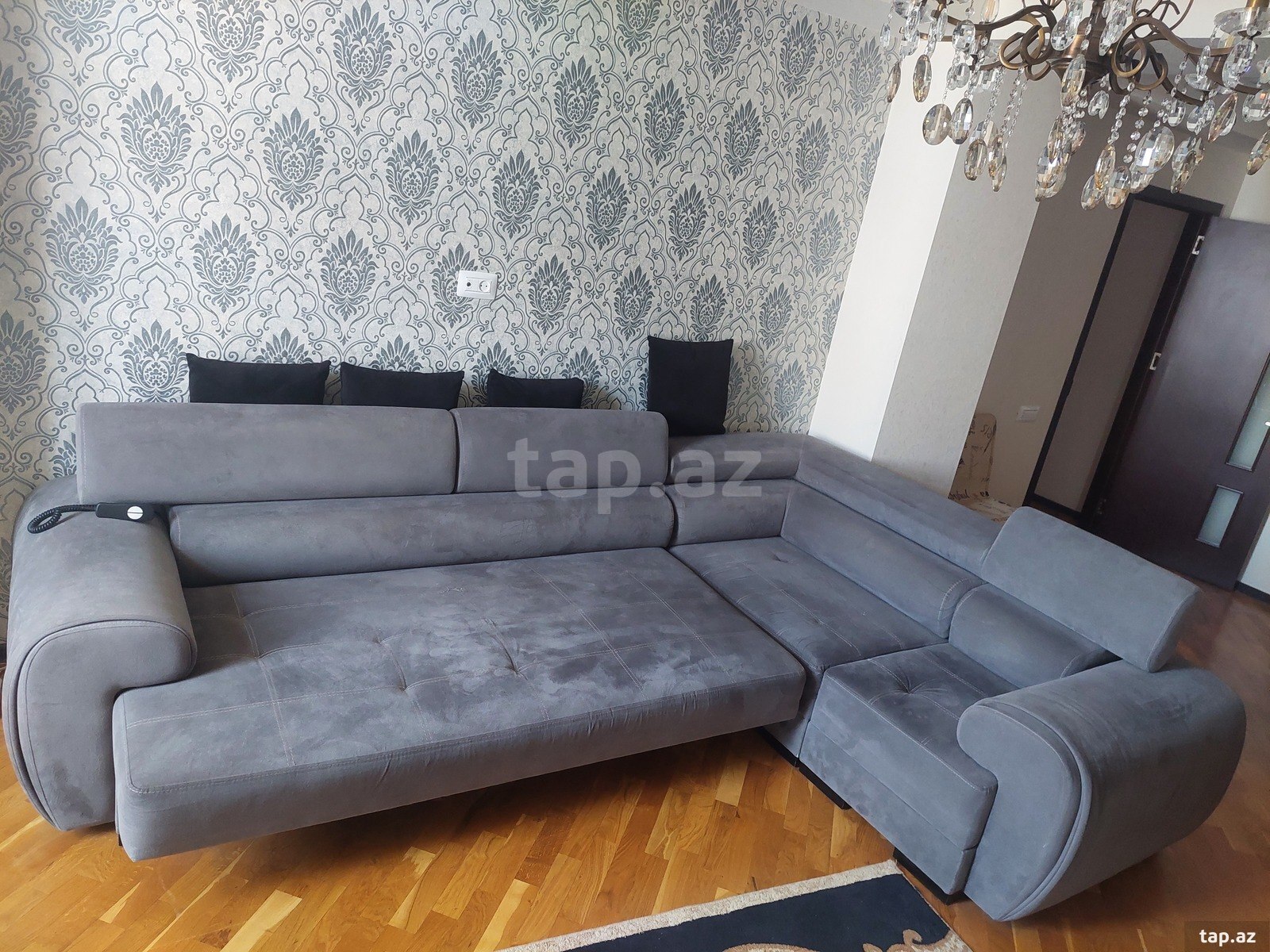 Pultlu divan