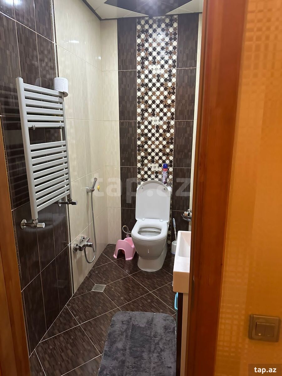 2-otaqlı yeni tikili kirayə verilir, 8-ci mkr., 90 m² (7)