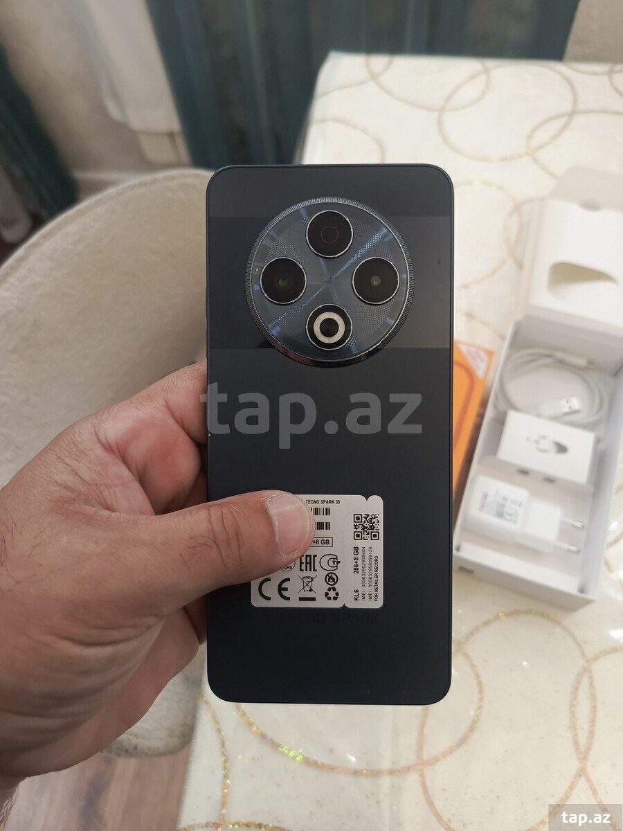 Tecno Spark 30 Stellar Shadow 256GB/8GB (2)