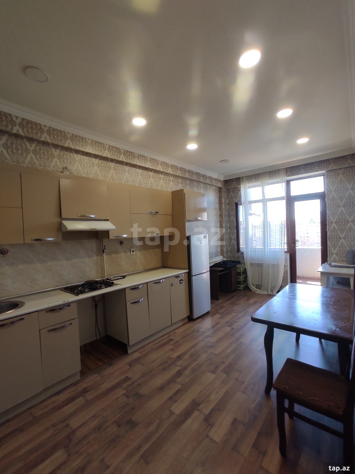 2-otaqlı yeni tikili kirayə verilir, 20 Yanvar küç. 6, 75 m² (16)