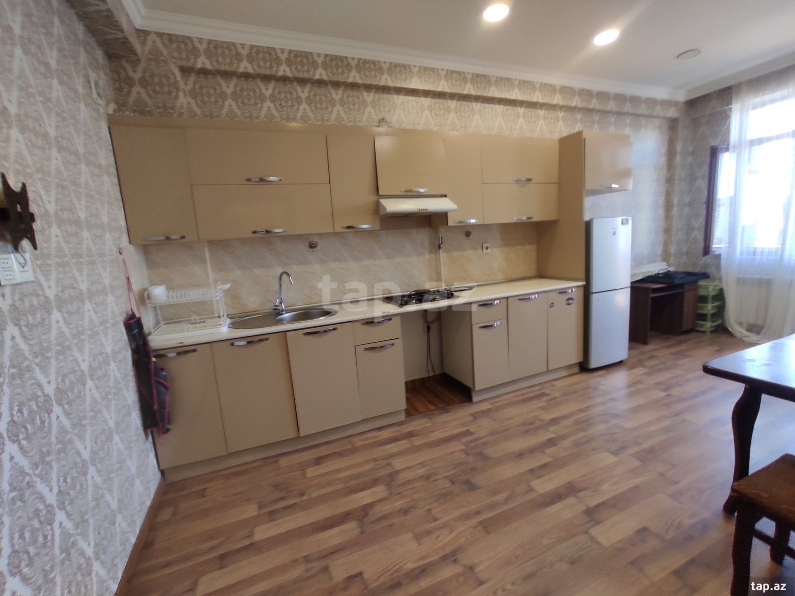 2-otaqlı yeni tikili kirayə verilir, 20 Yanvar küç. 6, 75 m² (19)